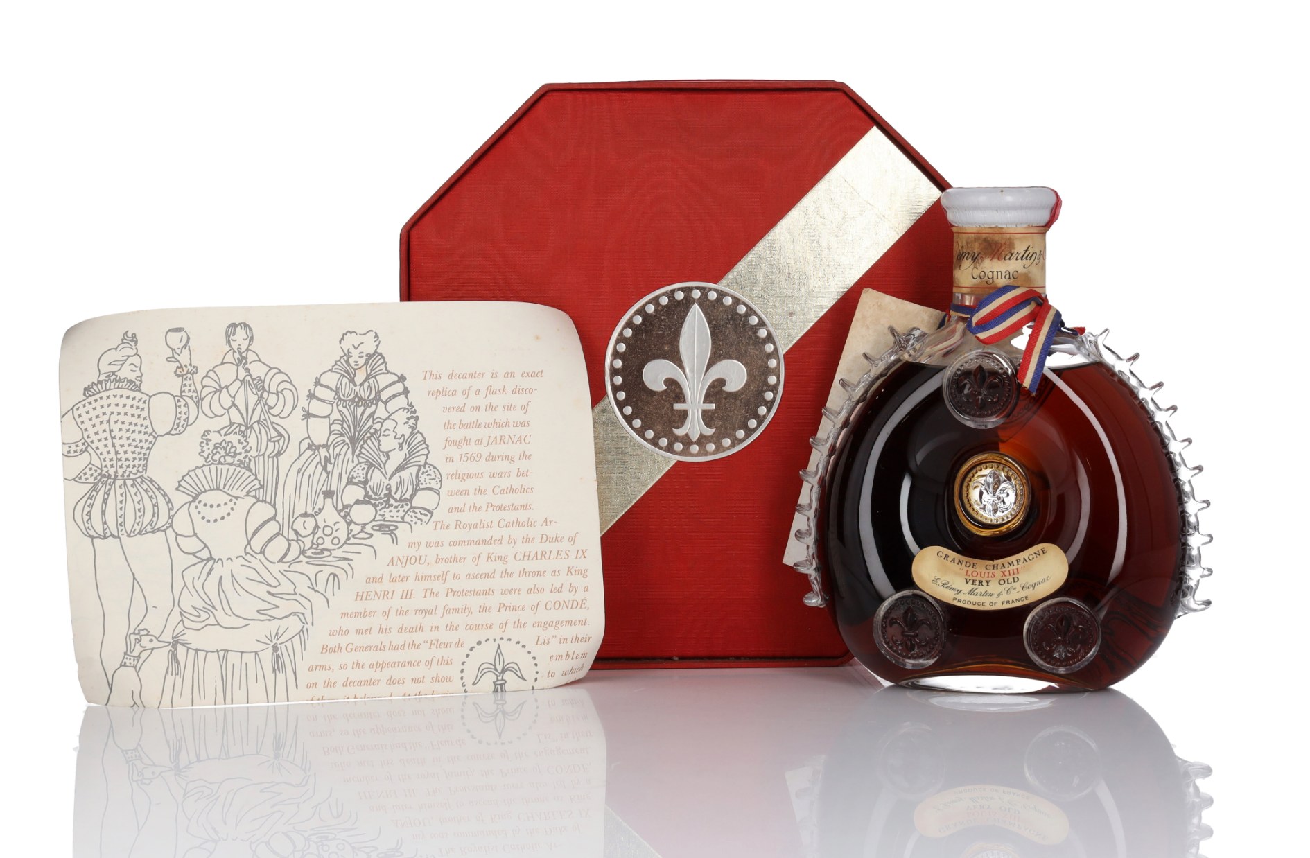 Коллекционный коньяк Rémy Martin Louis XIII с футляром и буклетом